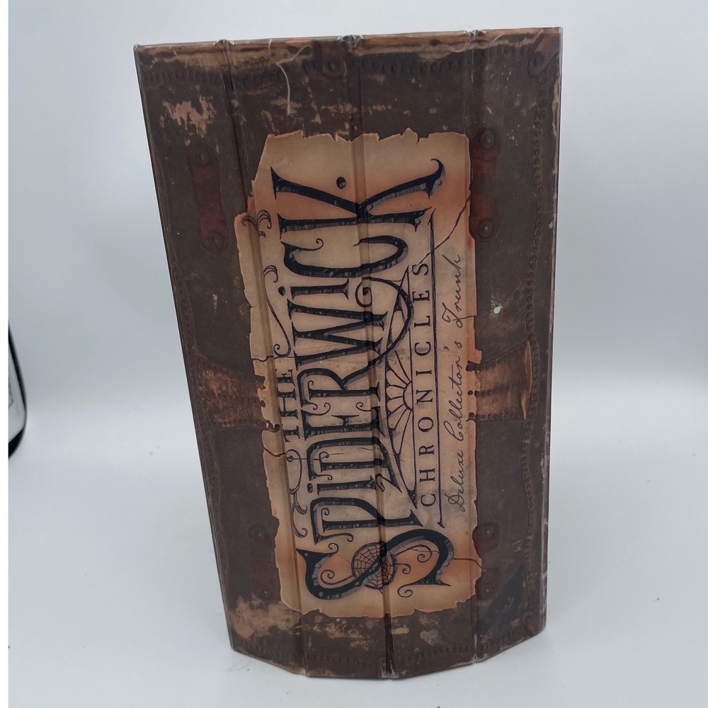 Spiderwick Chronicles Deluxe Collector Trunk Complete Book 1-5, Art/Notebook New - Picture 3 of 7